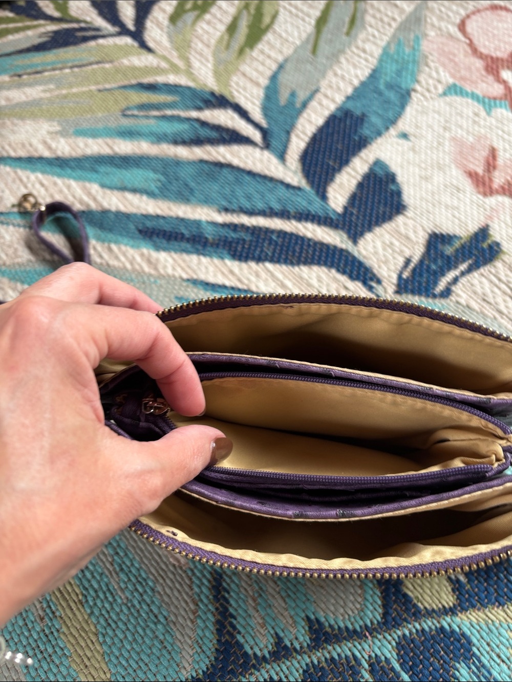 Compact Purple Ostrich-Texture Crossbody Bag - Picture 8 of 11